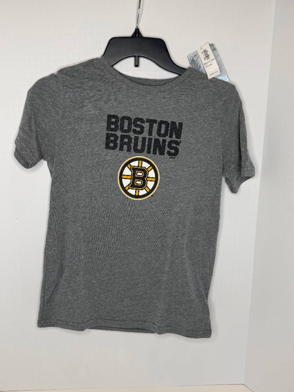 NWT Kids Old Navy Boston Bruins NHL T-Shirt Size Large